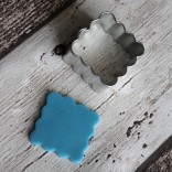 Uitsteker mini scalloped square