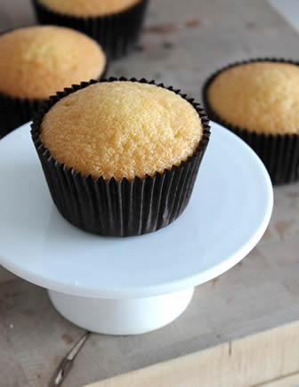 Perfecte vanille cupcakes maken met basisrecept cupcakes